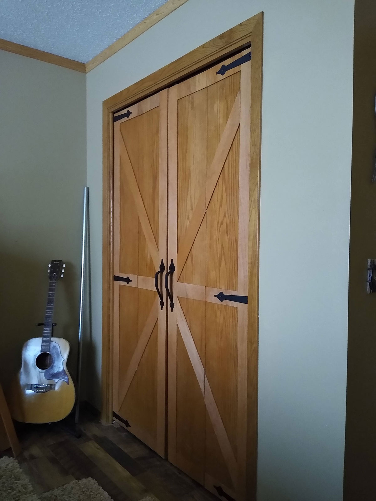 How To Upgrade Bi Fold Closet Doors Into Barn Doors Melissa Doyle Designs 